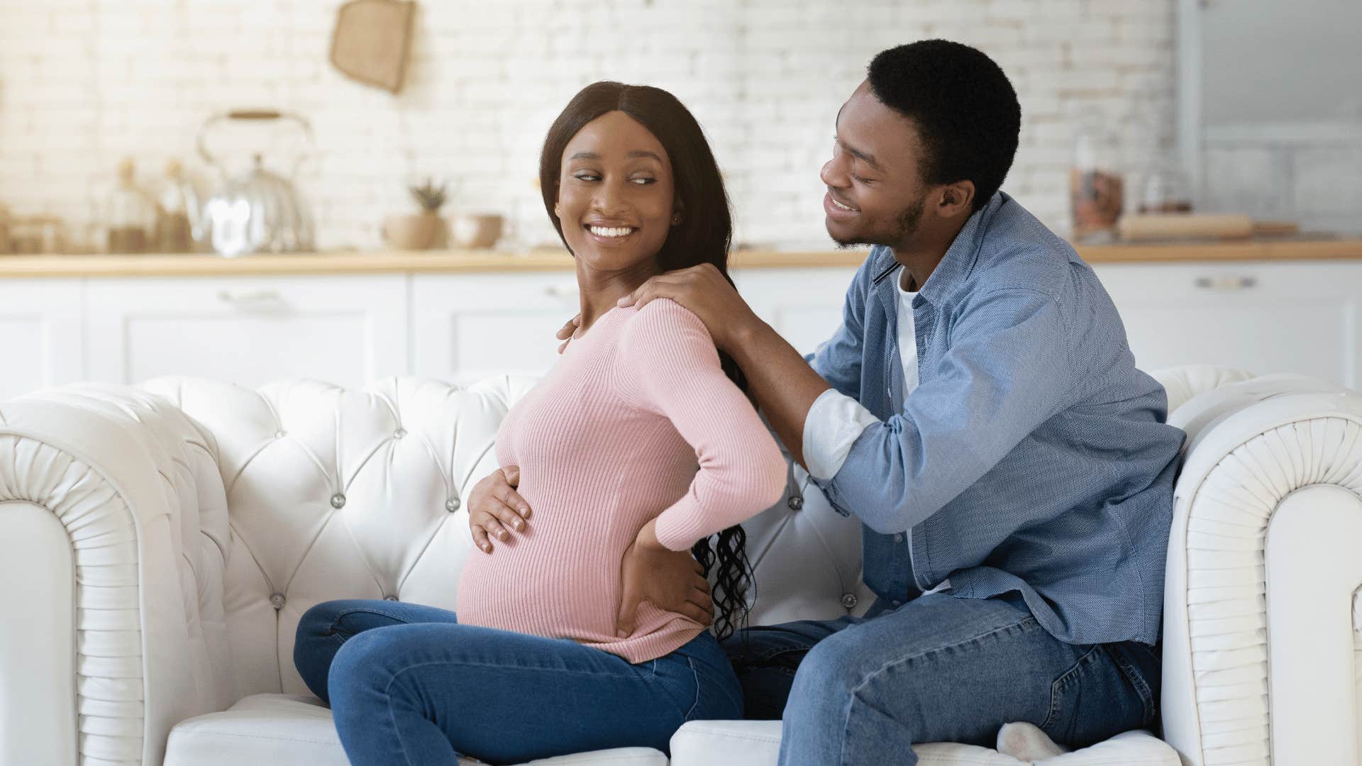 Top-tier husband listens to pregnant wife