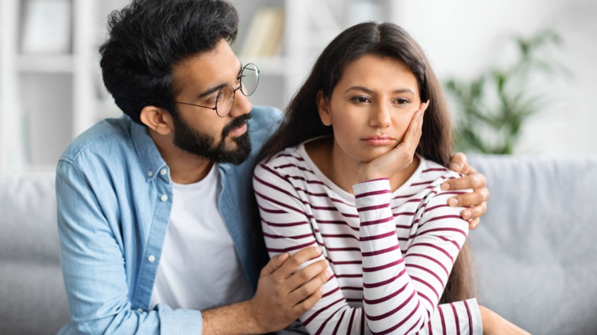 man encouraging girlfriend