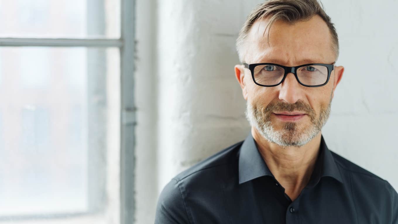 make decisions fewer regrets study man wearing glasses making decisions fewer regrets