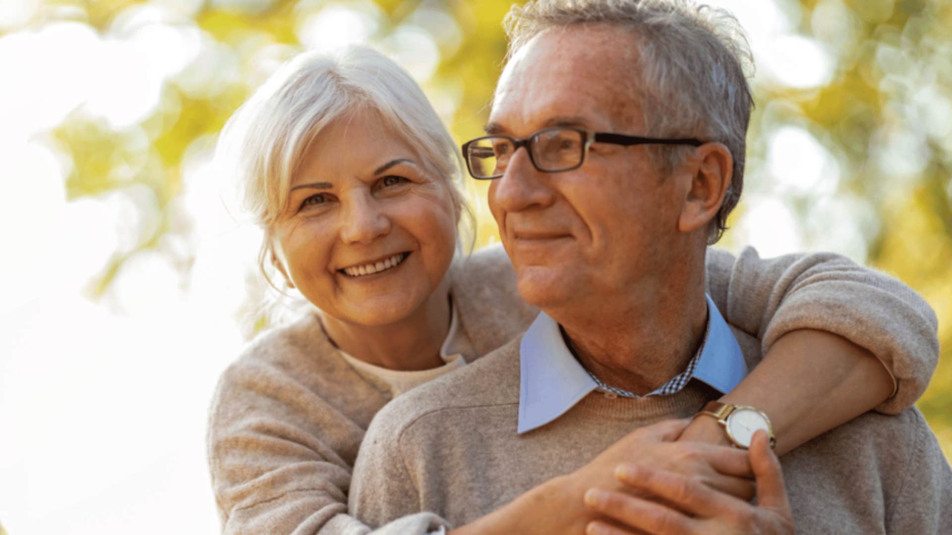 retired boomer couple smiling