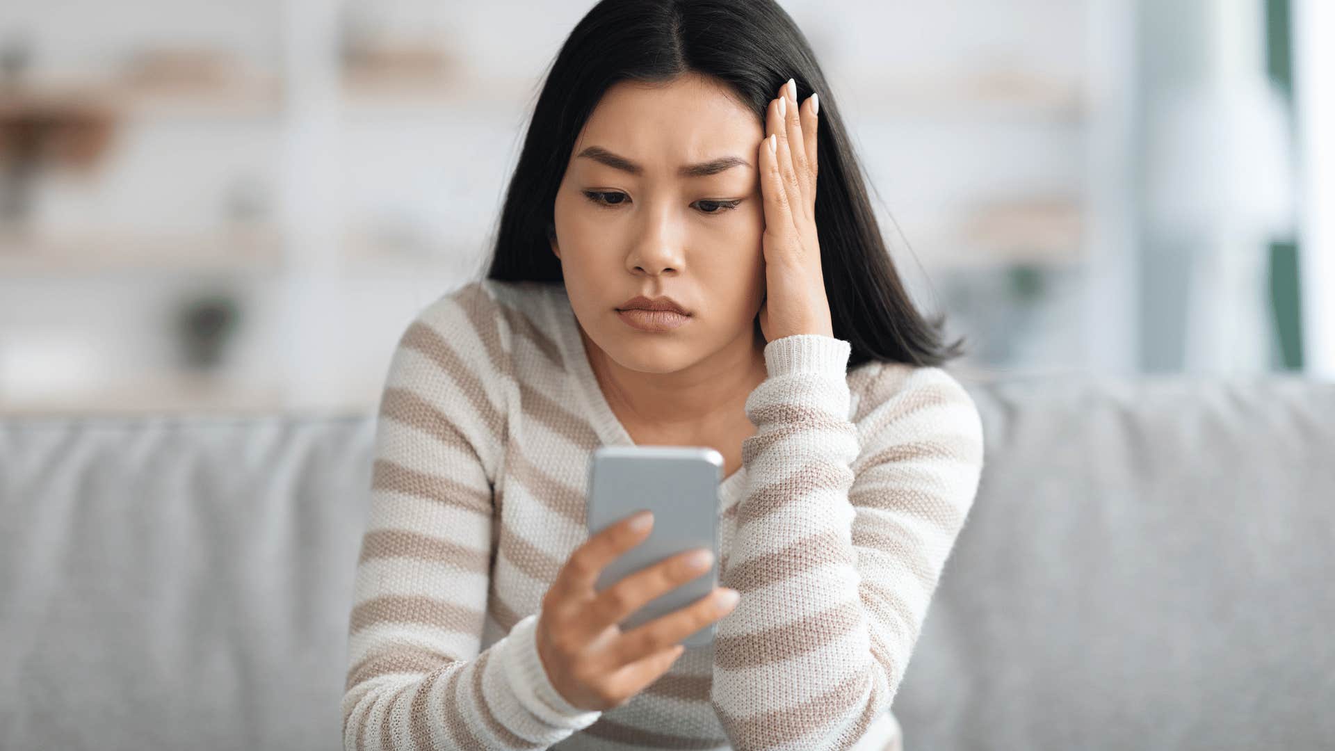 woman whose relationship is incompatible because the effort is one-sided