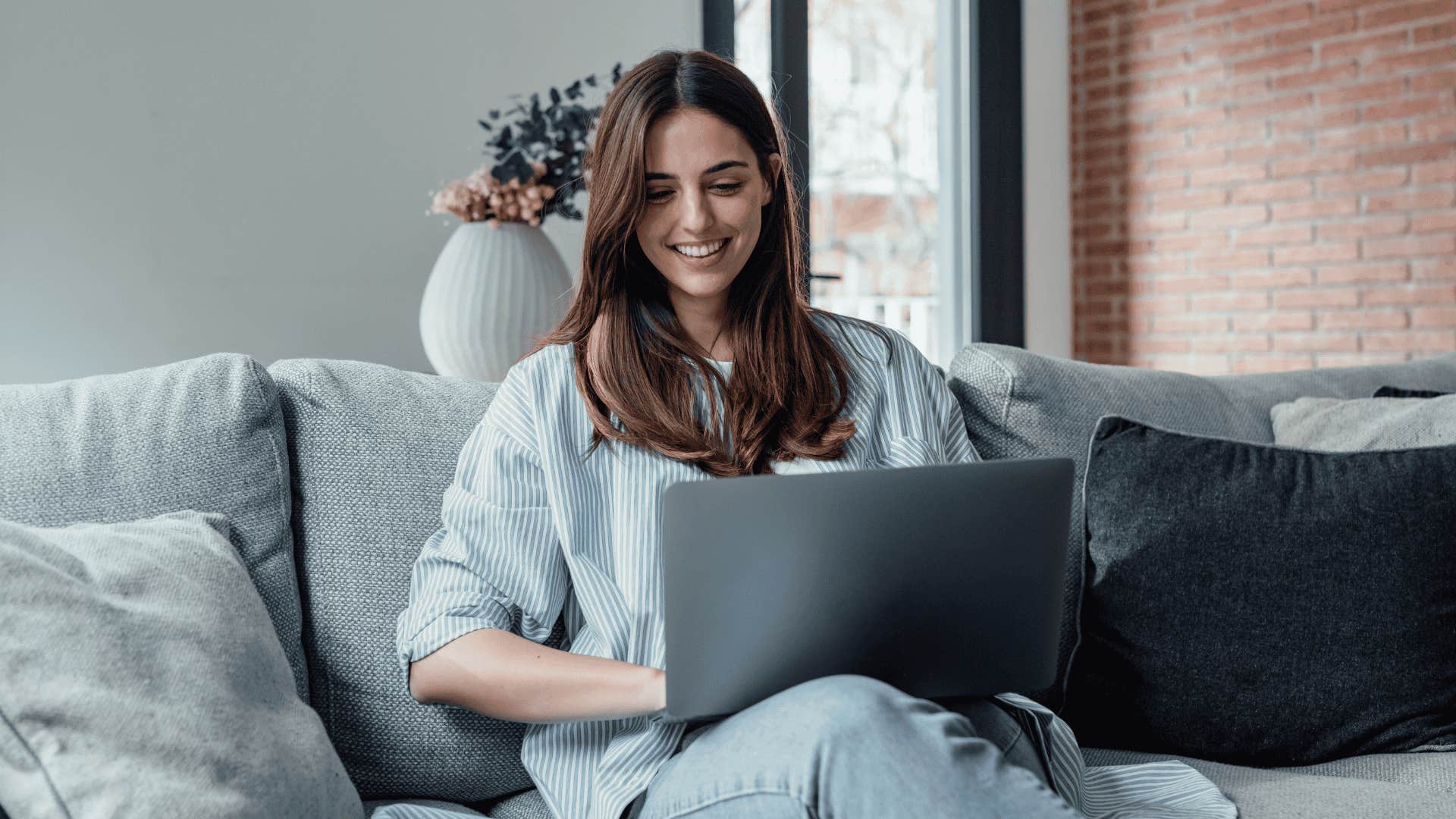 Gen Z woman who doesn't know older generations fought for remote learning