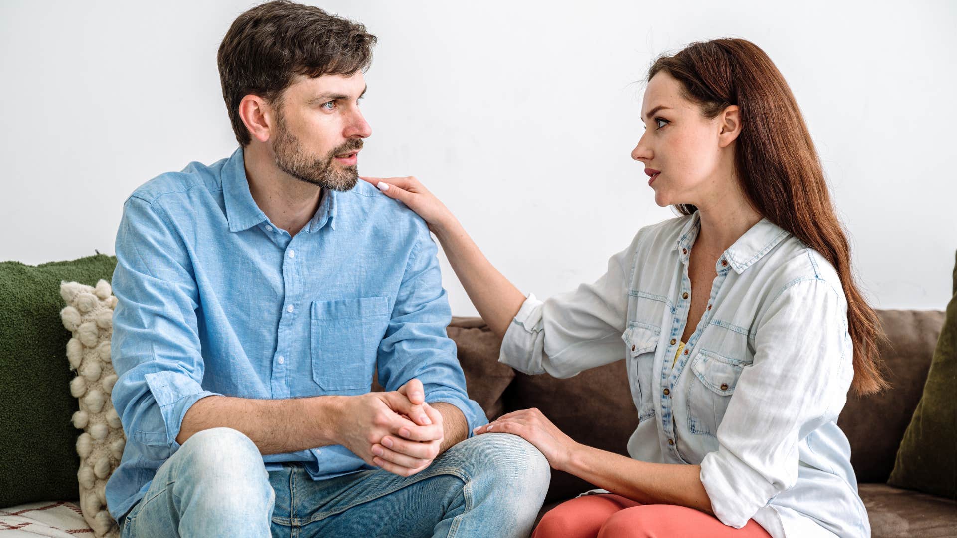A woman thinks she knows more than her husband and shuts down his ideas.