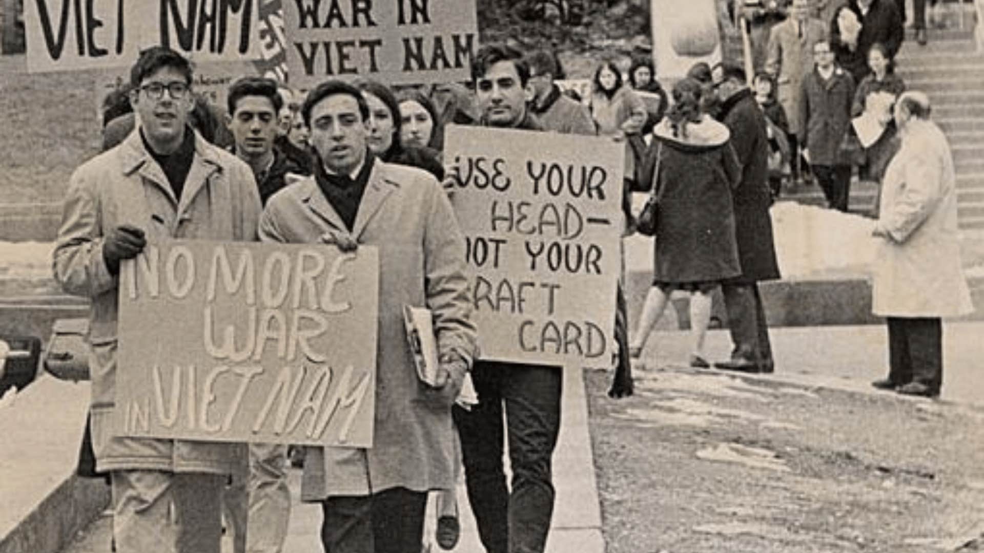 boomer student activists protesting the Vietnam war