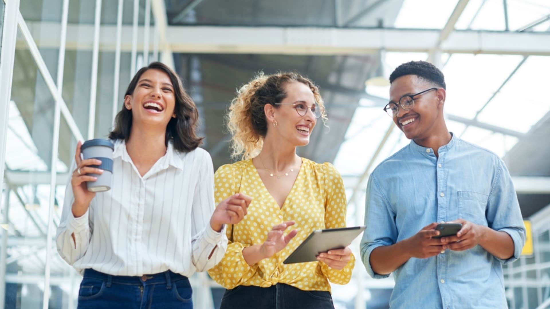 employee building relationship with colleagues 