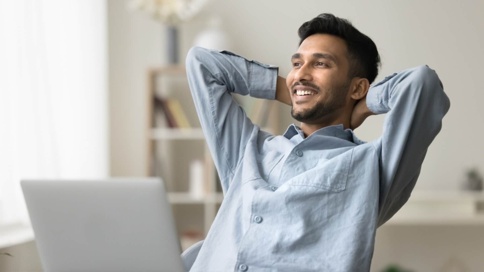 employee taking break and getting to leave work early 