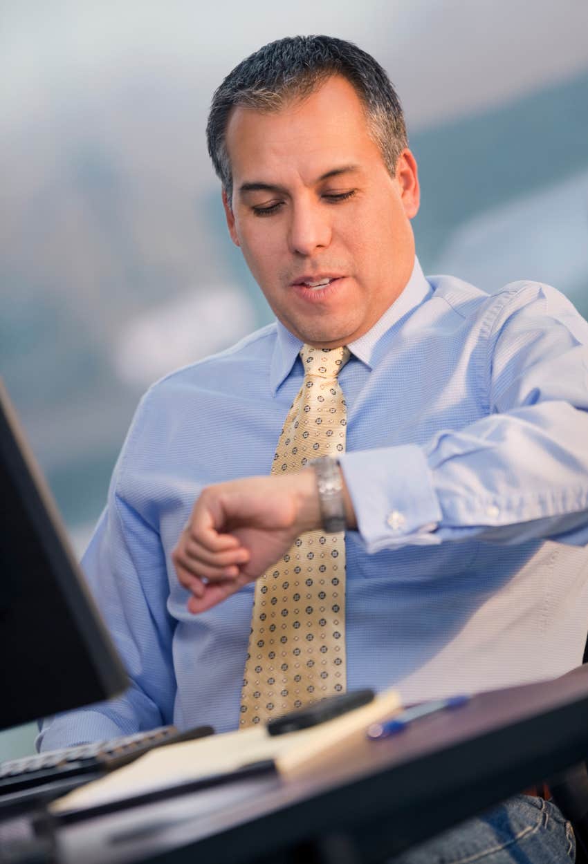 Boss who rejected a candidate for being too early for interview