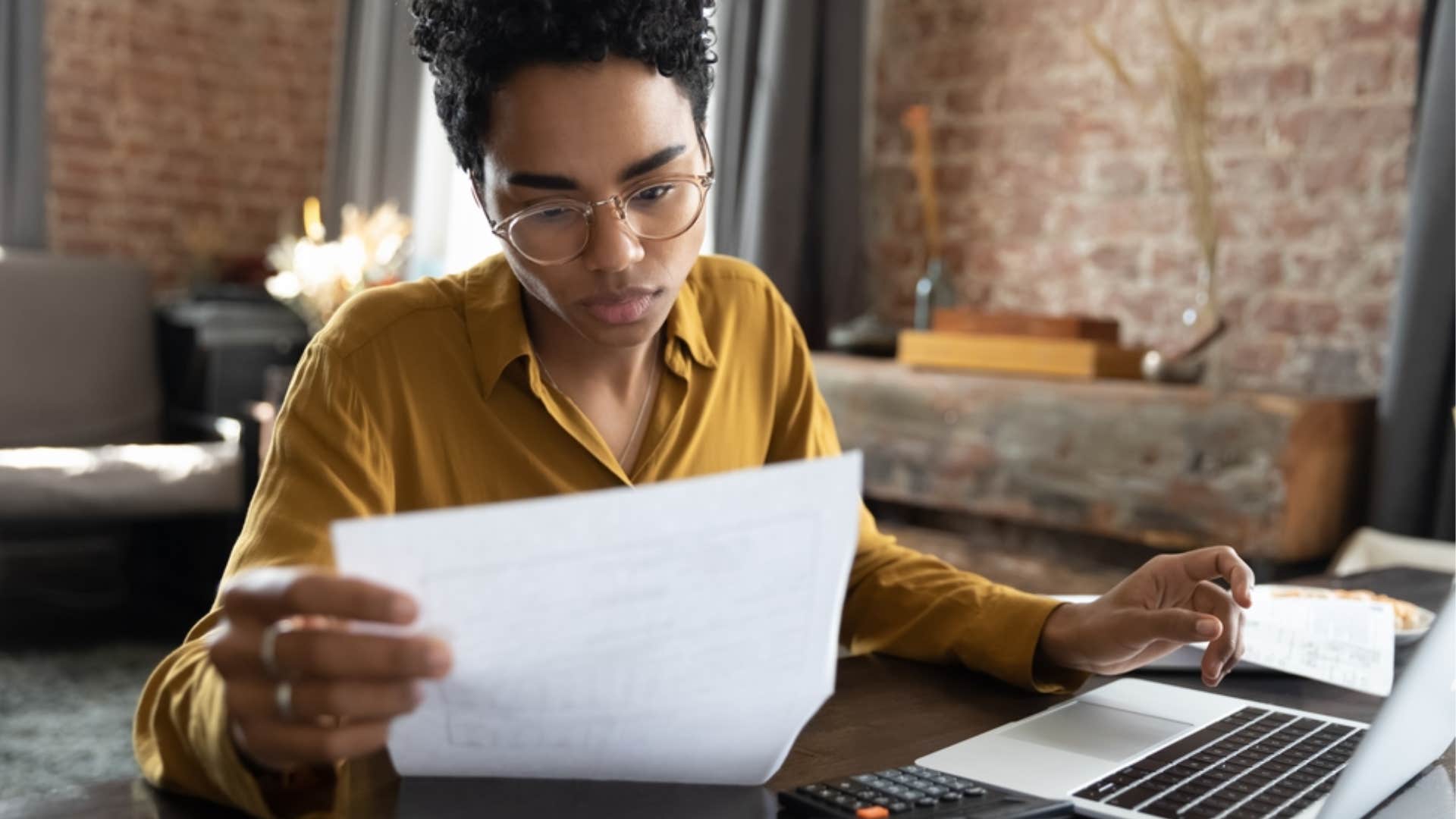 woman checking her credit report 