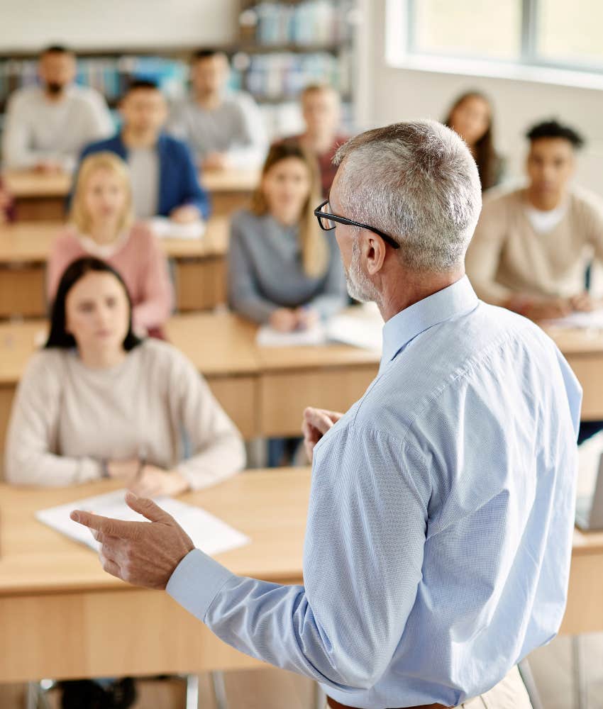 college professor who docks points for visible phones