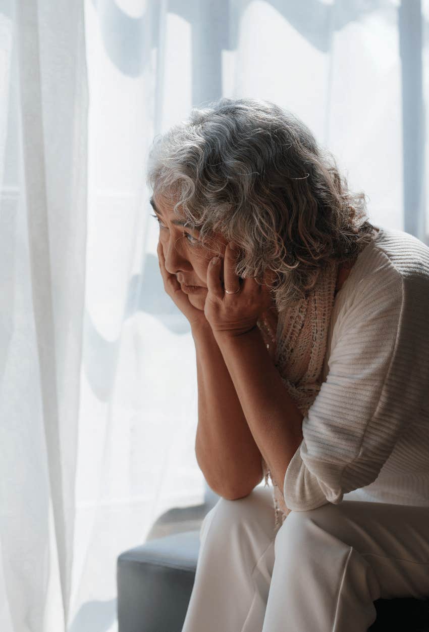 sad mom daughter won lottery threatens no contact