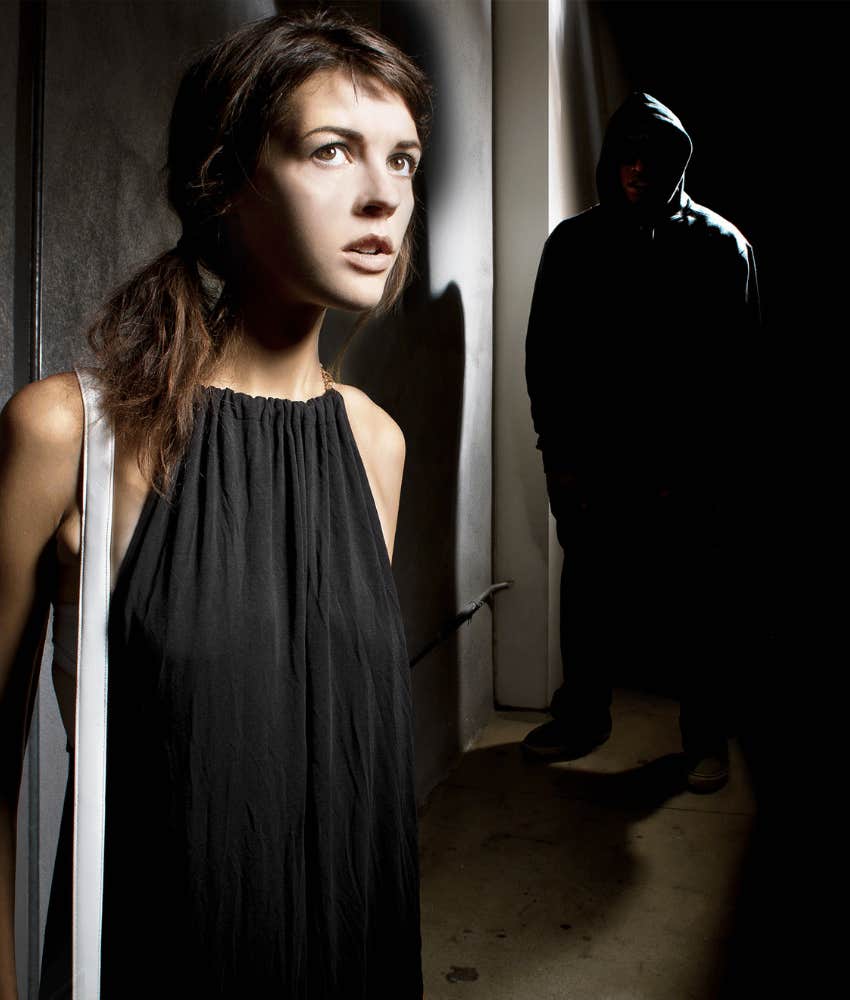 Alert woman says nope to stalker after bad breakup