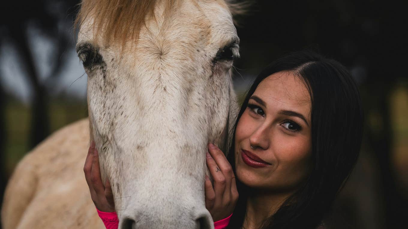 Horse is the therapist.