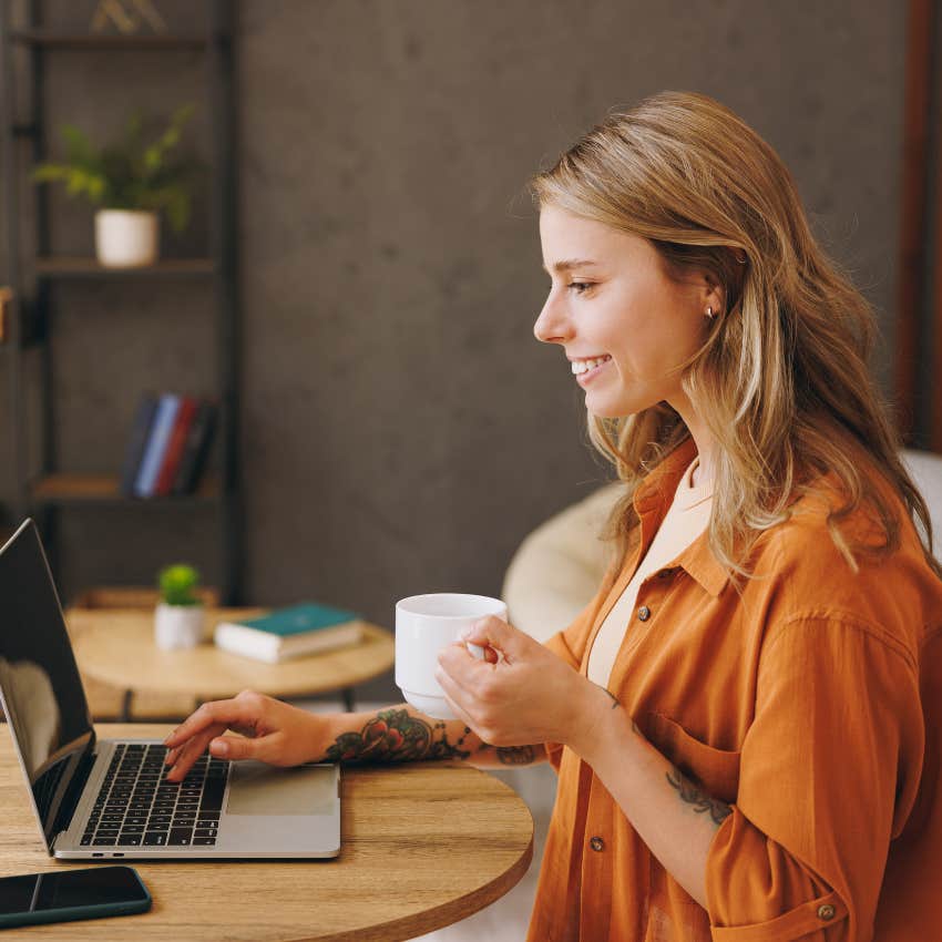 woman using time-crunching habit of rejecting unnecessary requests