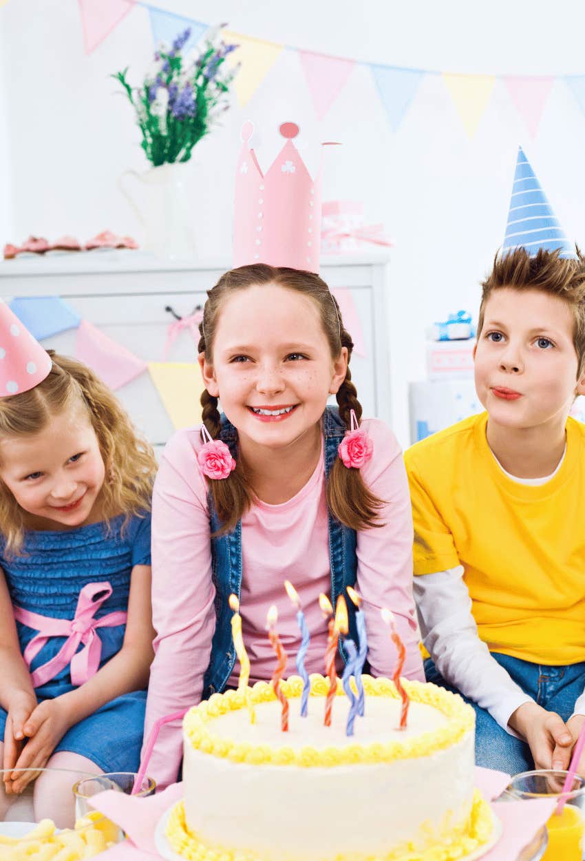 siblings celebrating birthday with their sister