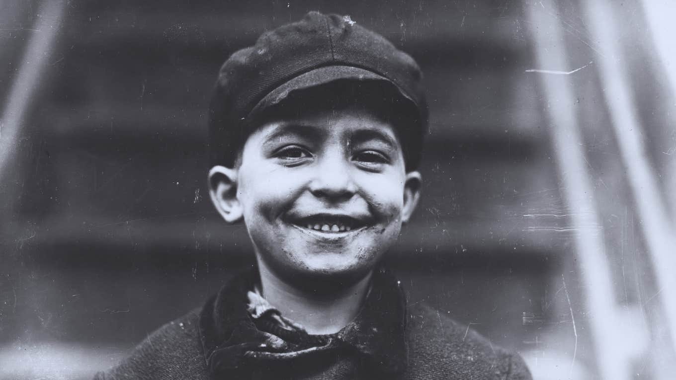 Ways Old-School Parents Got It So Right — Before ‘Gentle Parenting’ Was Even a Thing Kid was parented in old-school ways.