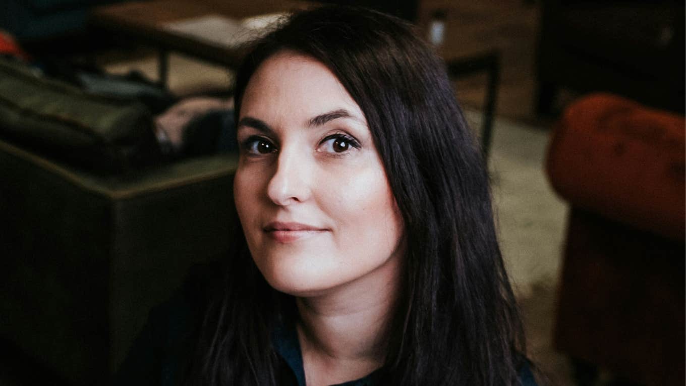 Woman notices less likeable people.