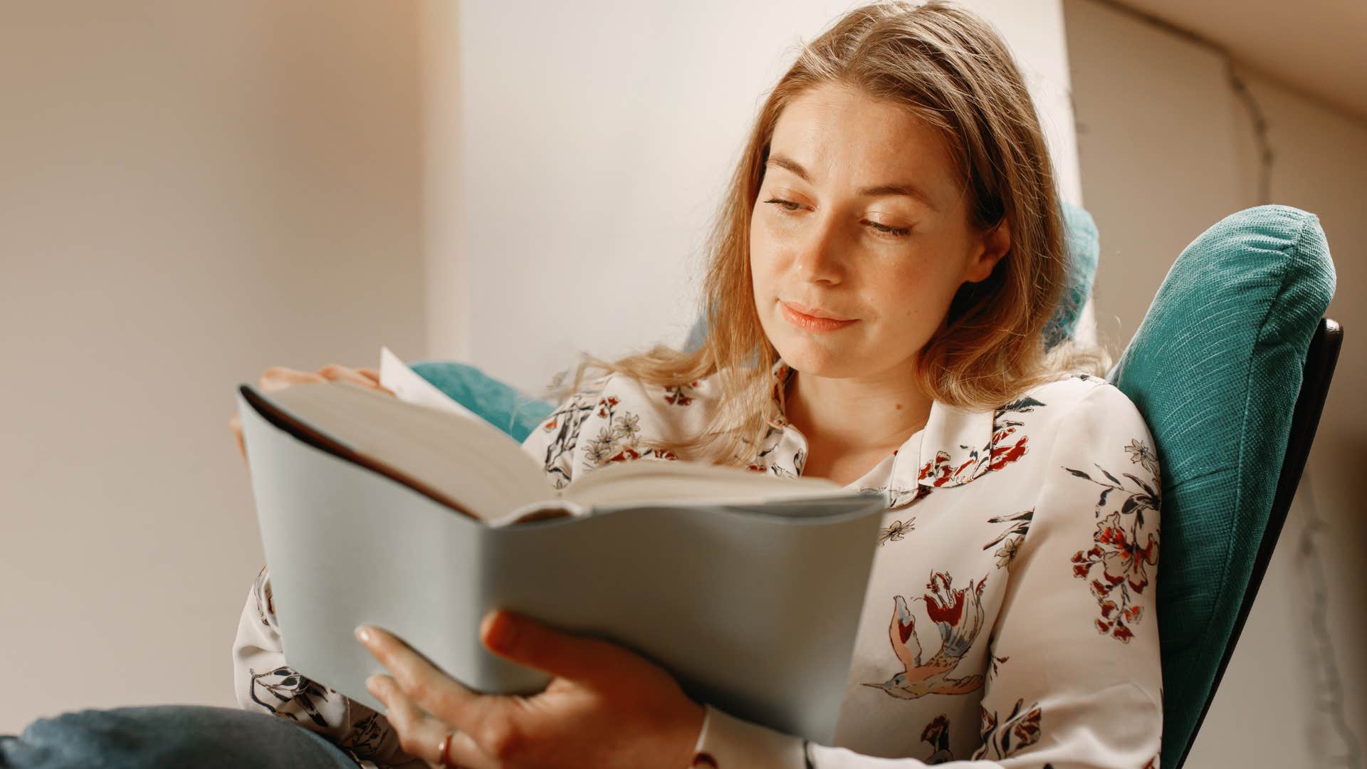 Woman who prefers solitude over social life for her personal growth