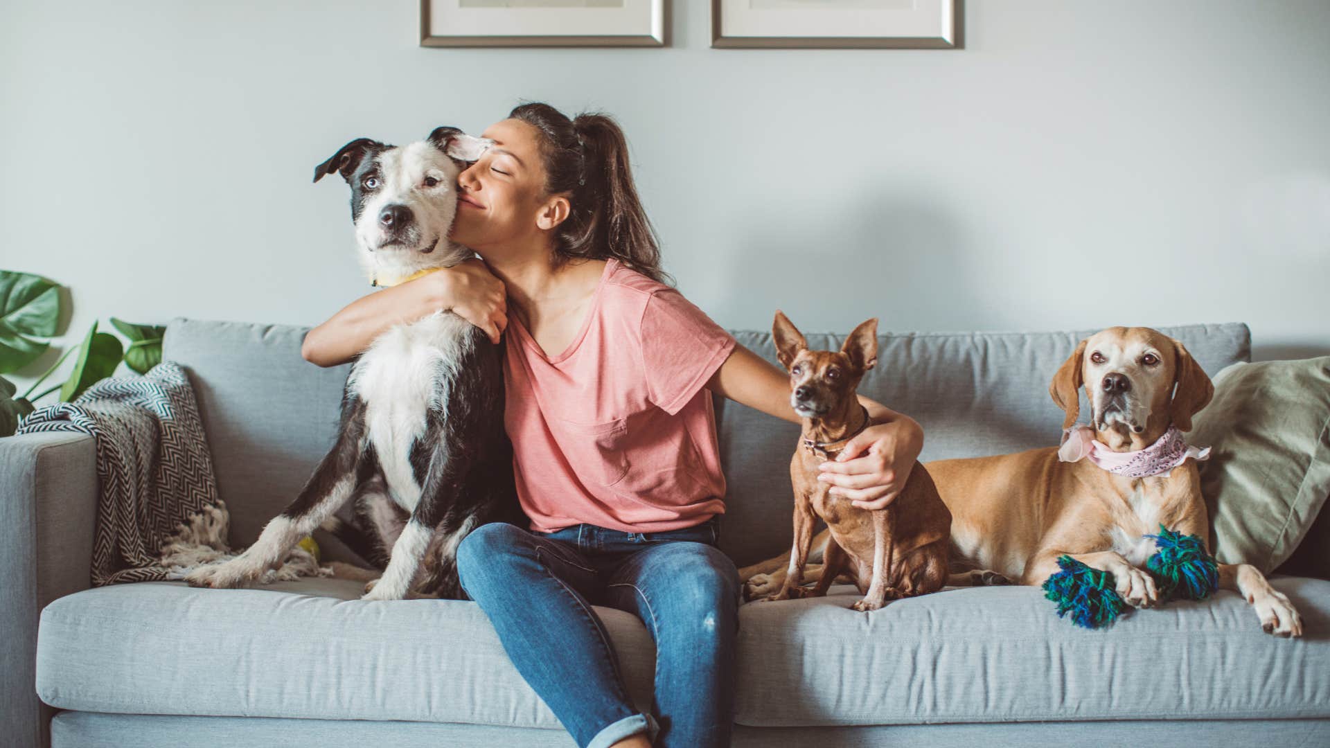 woman who hates going out with pets in her home