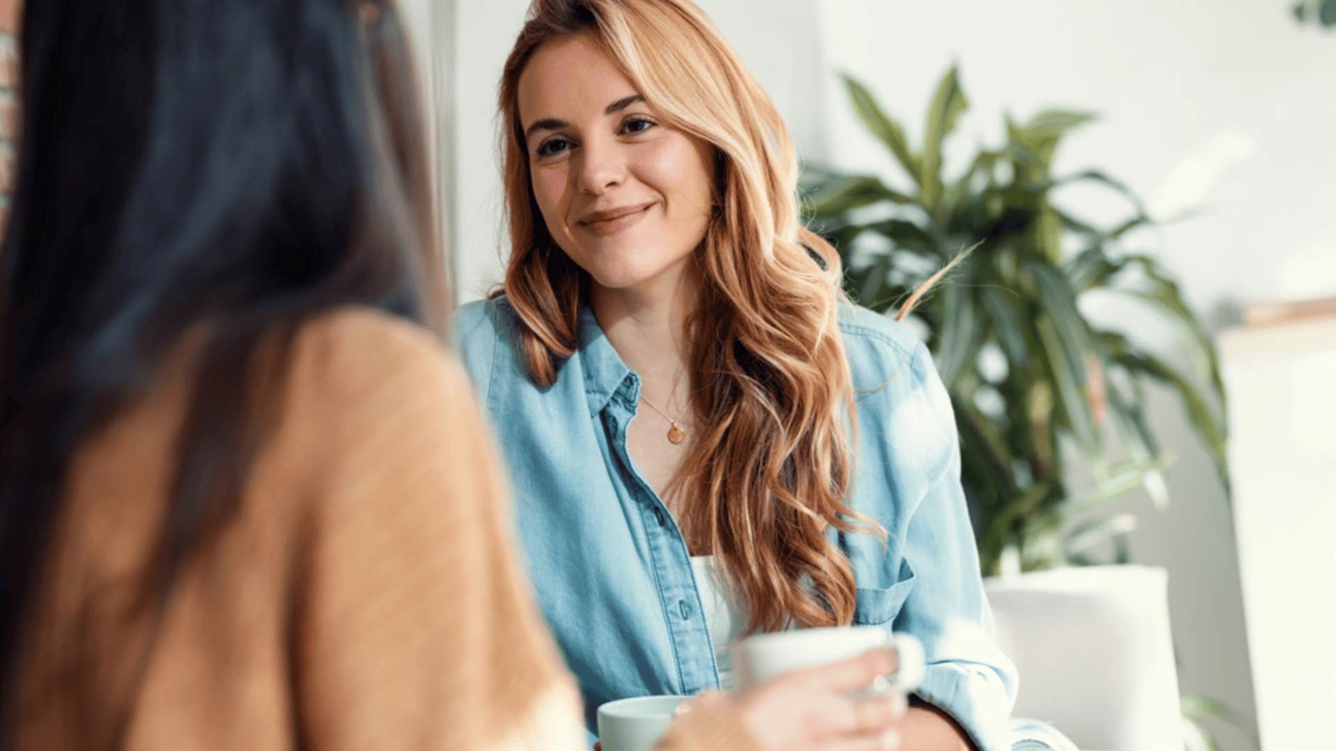 woman telling friend her story is cool