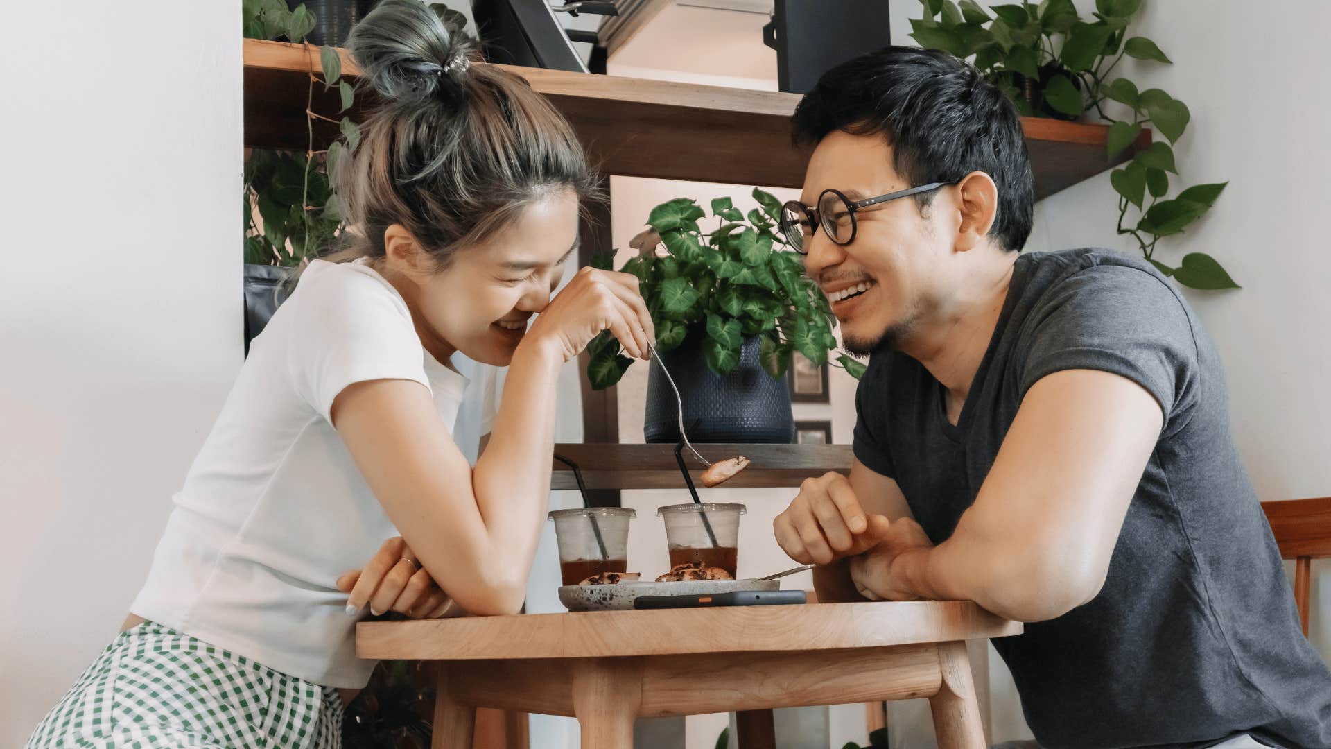 man who is truly in love on a date with woman