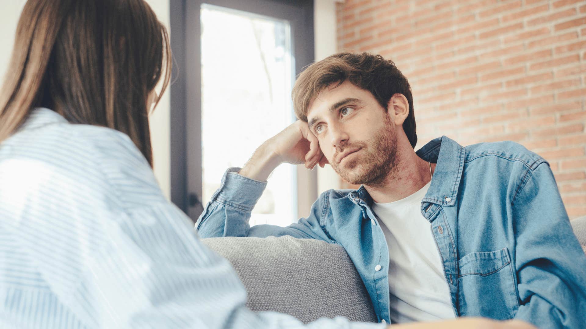 woman talking to man who would never cheat