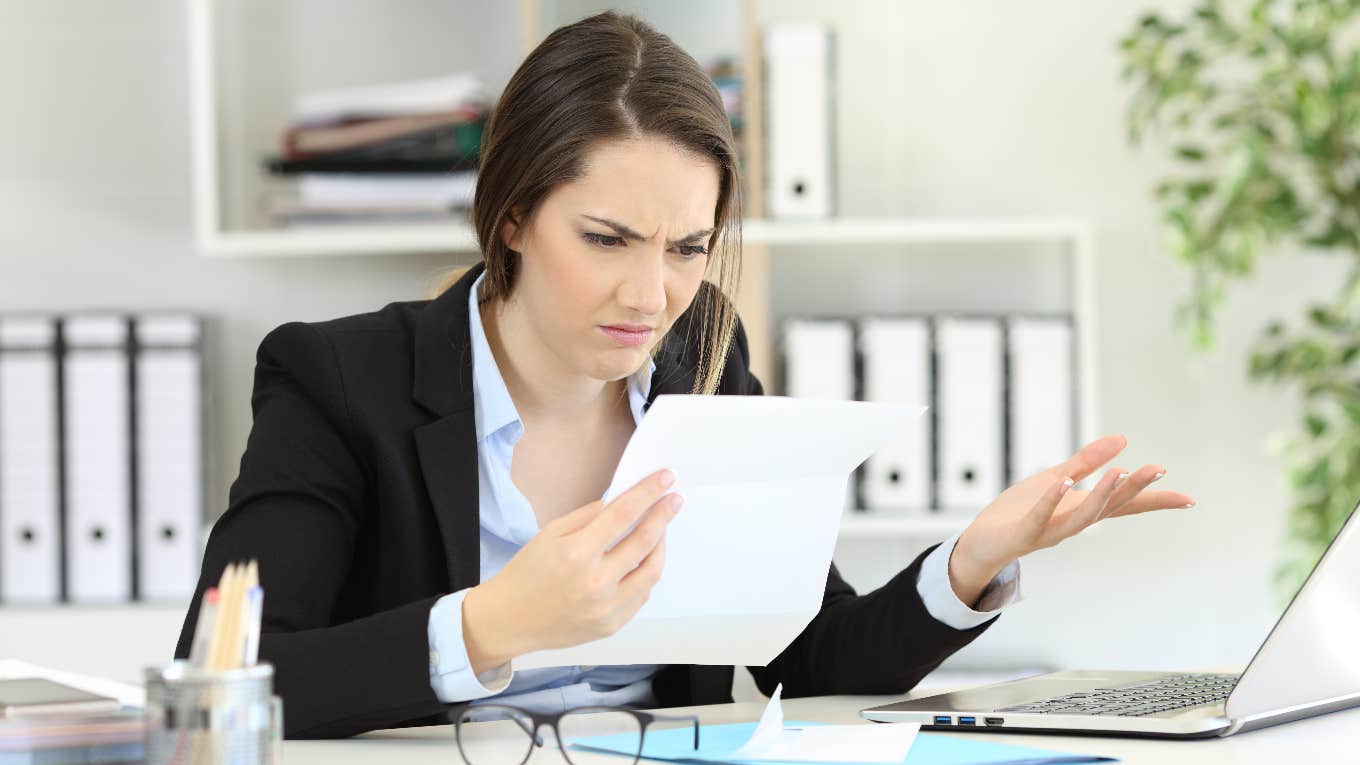 Receptionist Tells Gen X Patient To Redo Paperwork Because She Never Learned How To Read Cursive receptionist never learned how to read cursive
