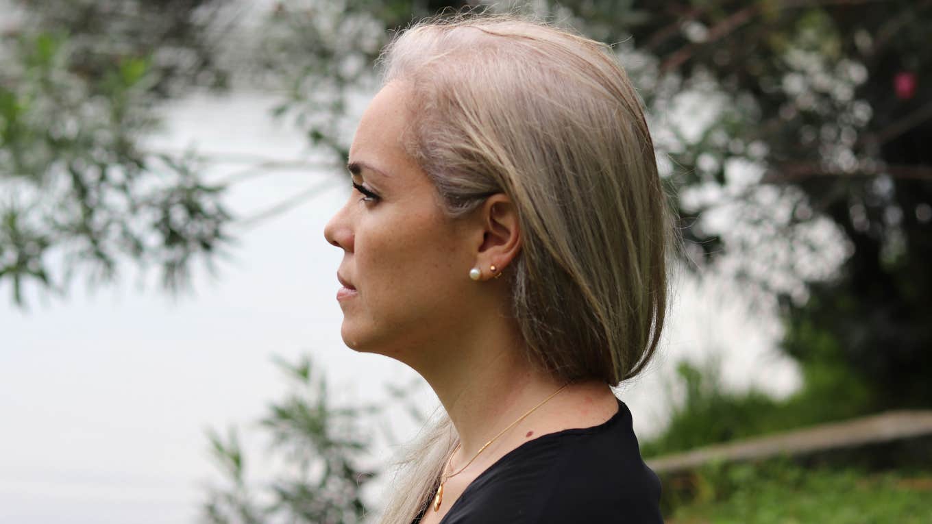 Alarming Relationship Issues That Are Actually Totally Normal, According To Psychology Woman realizes relationship issues are normal.