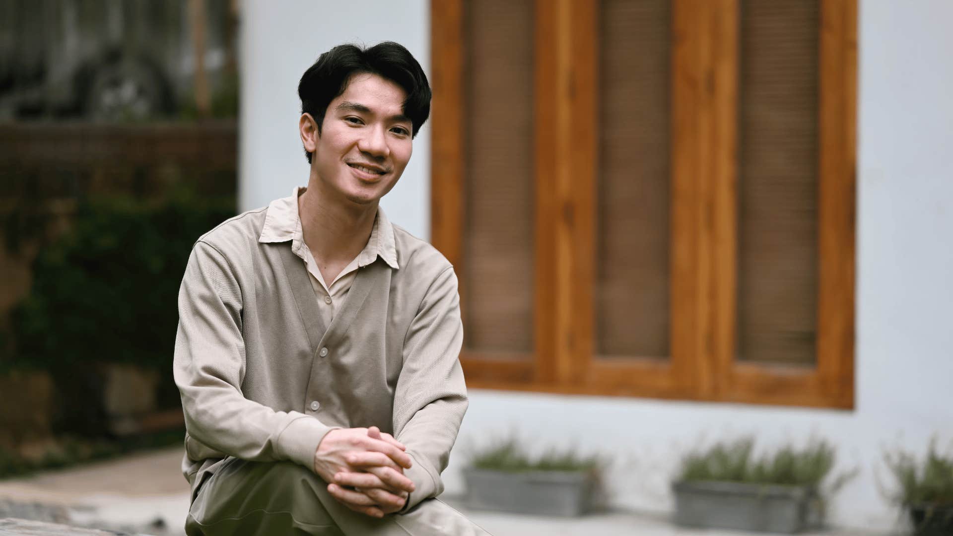 simple man who doesn't overthink deeply with an easy-going nature