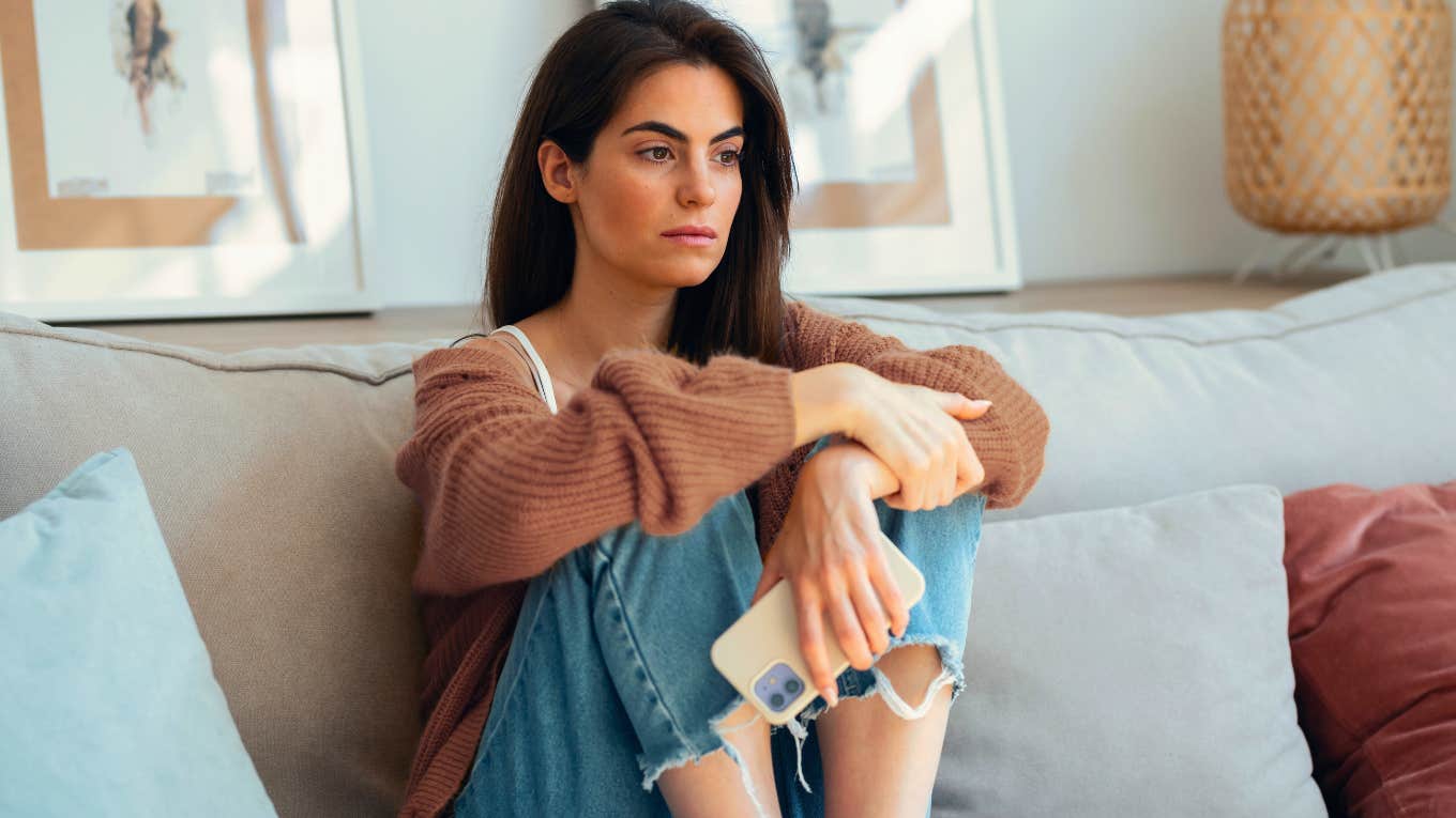 Signs Of A Wife Who Is Settling For Comfort Instead Of True Love Signs Of A Wife Who Is Settling For Comfort Instead Of True Love