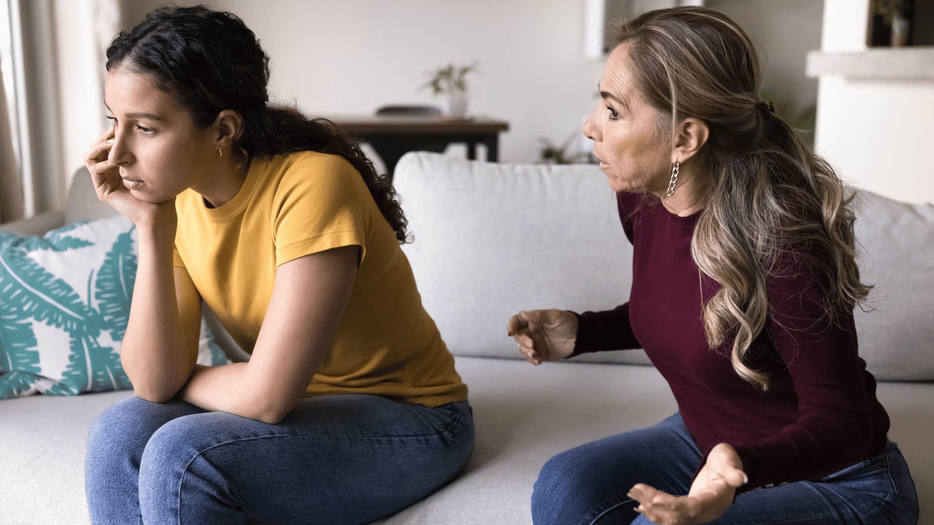 woman turned away from angry mom to avoid accountability