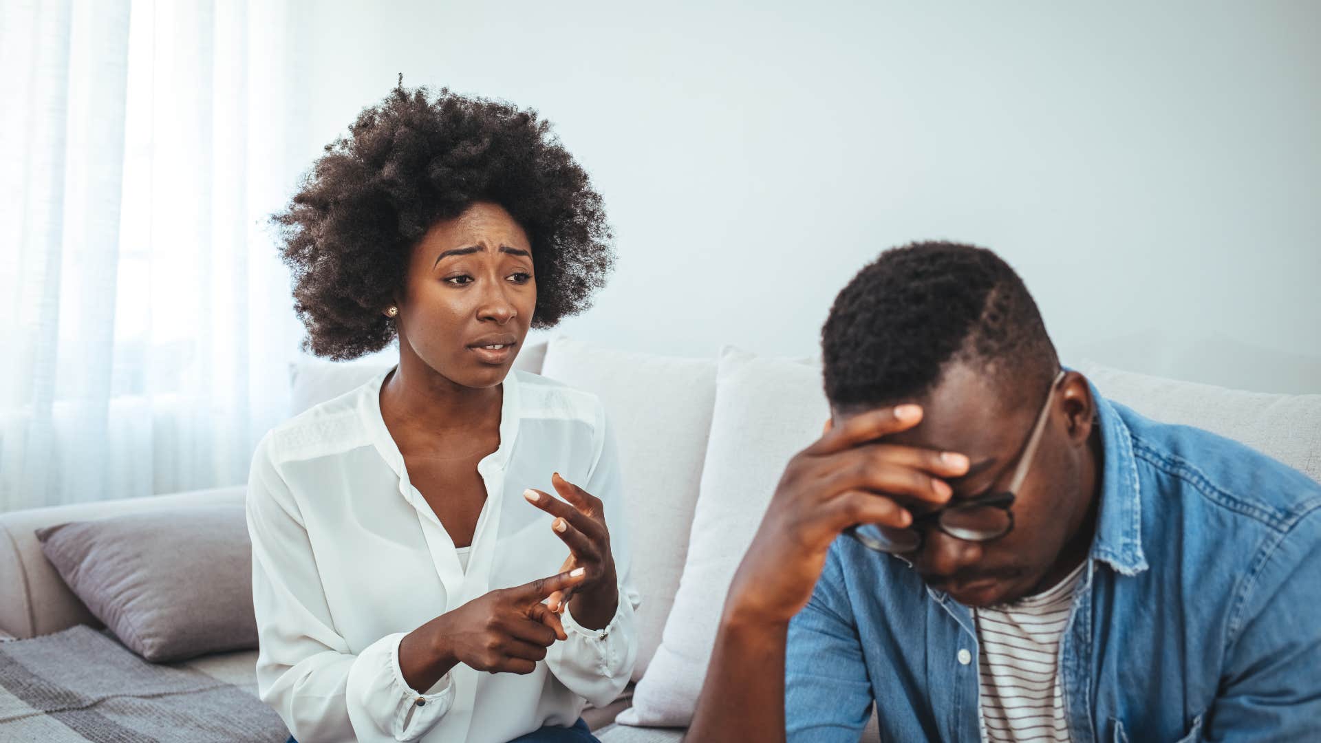 couple arguing and ending toxic relationship