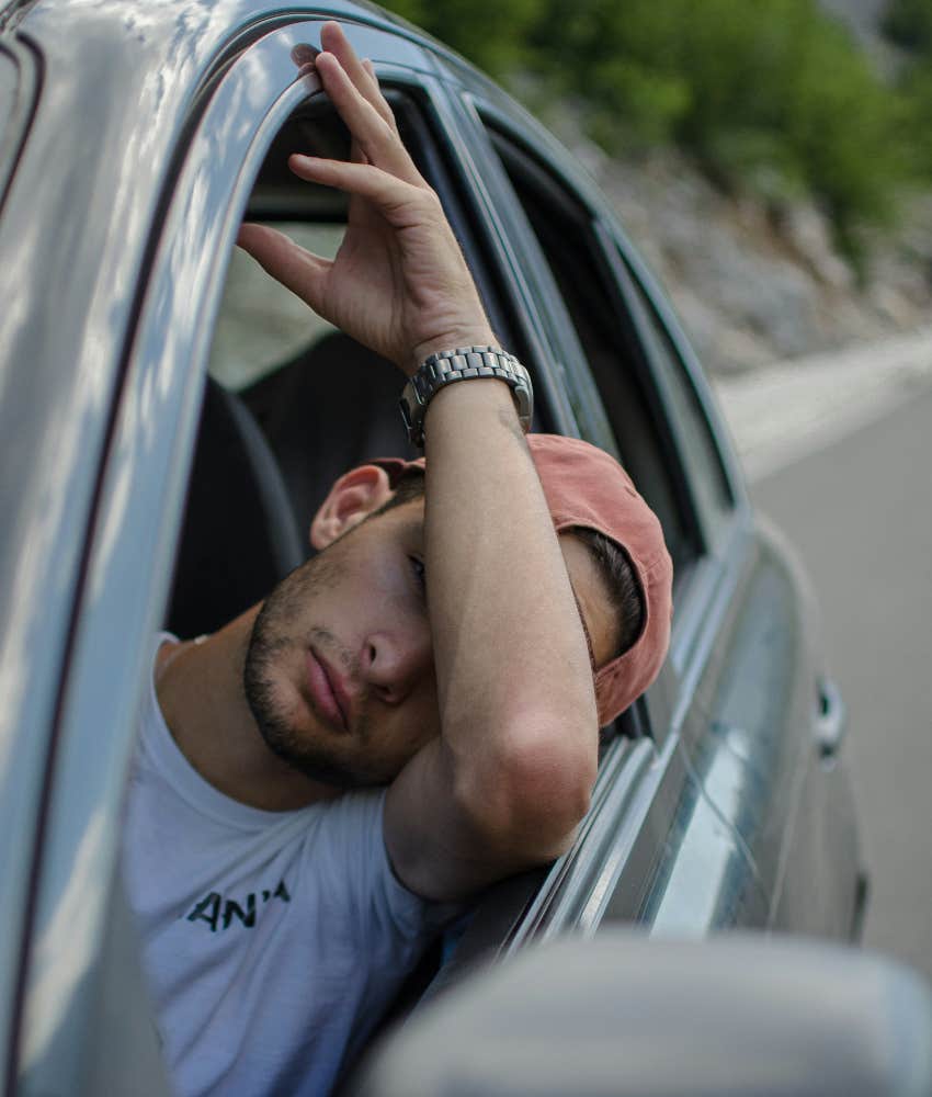 sleep deprivation reason people believe conspiracy theories