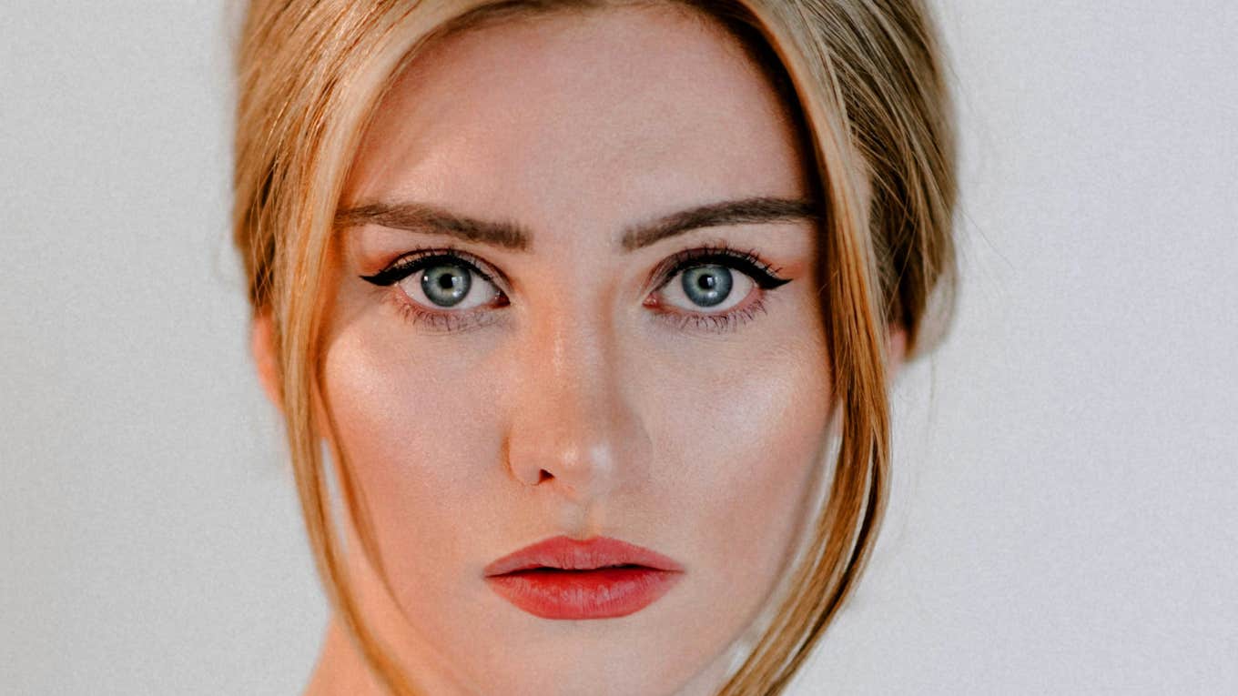 The Subtle Qualities That Great Guys Find Totally Irresistible In Women, According To Psychology Woman is irresistible.