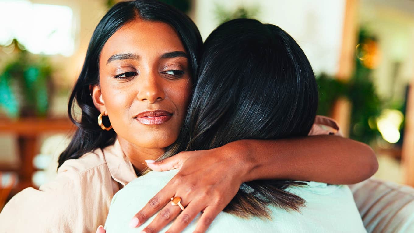 teeny red flags that immediately make you not want to be friends with someone teeny red flags that immediately make you not want to be friends with someone