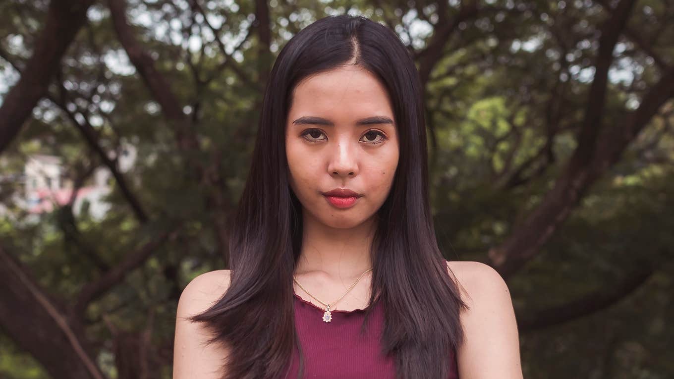 uncomfortable gen z young woman