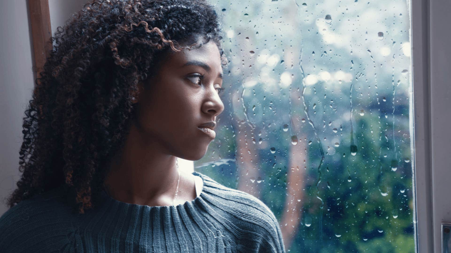 woman trying to minimize pain