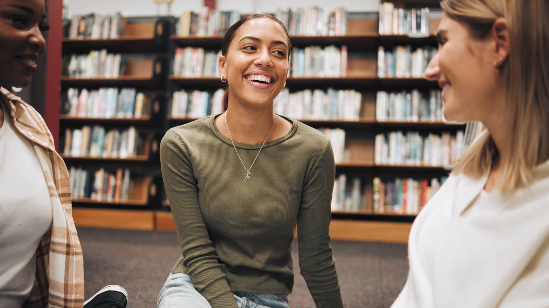 group of Gen Zers go to a public library