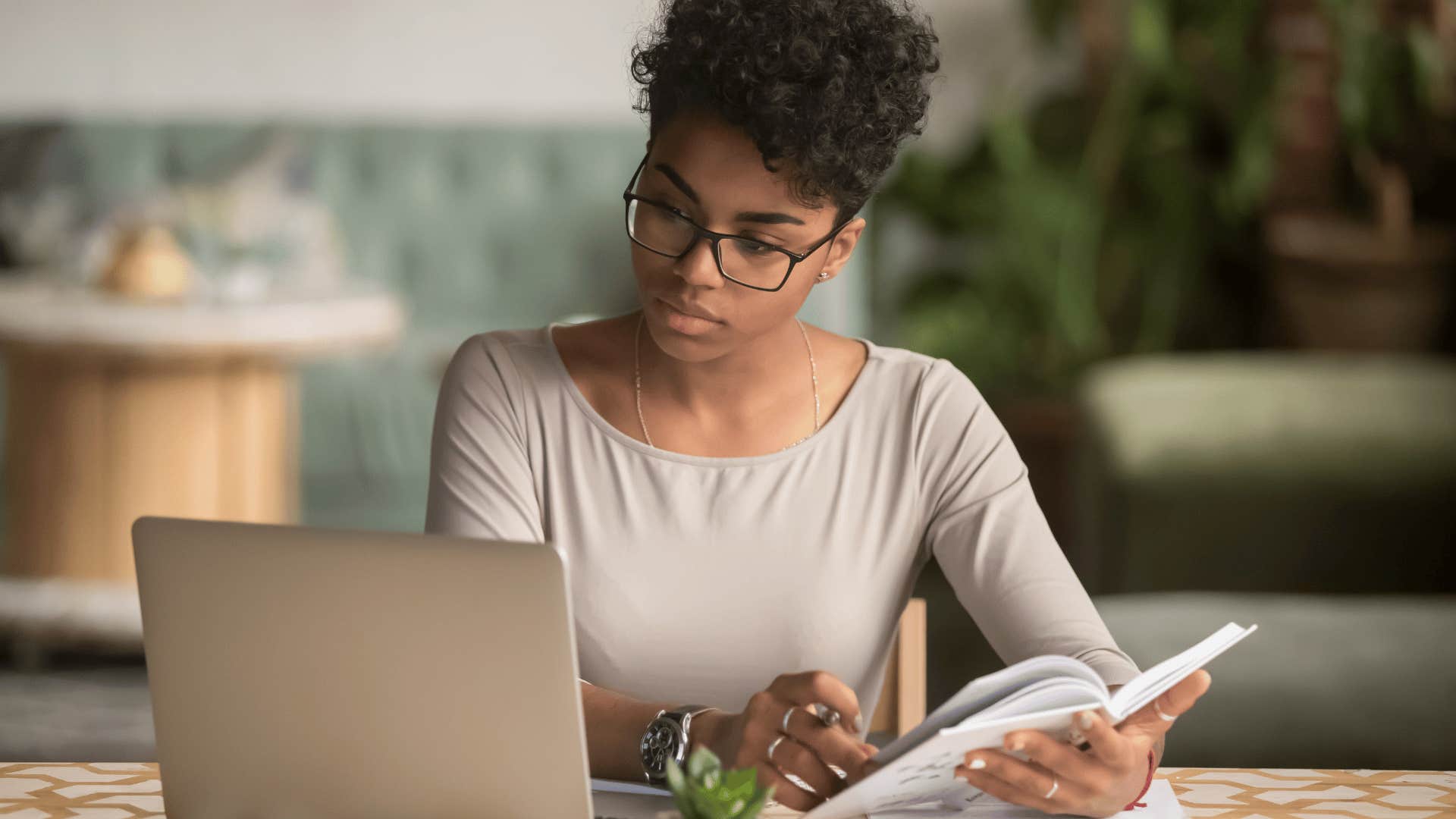 highly intelligent woman who refuses to procrastinate excessively