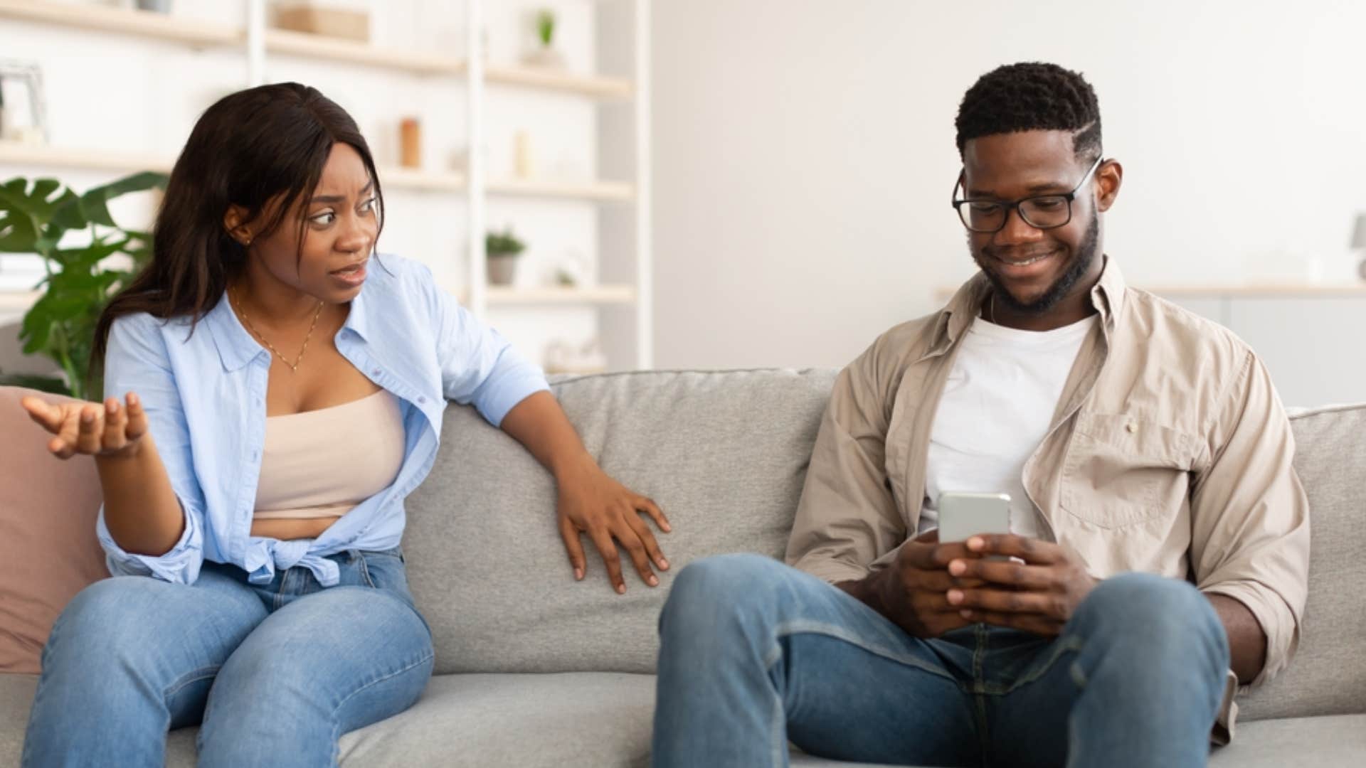 things no self-respecting woman will put up with in a relationship lack of communication
