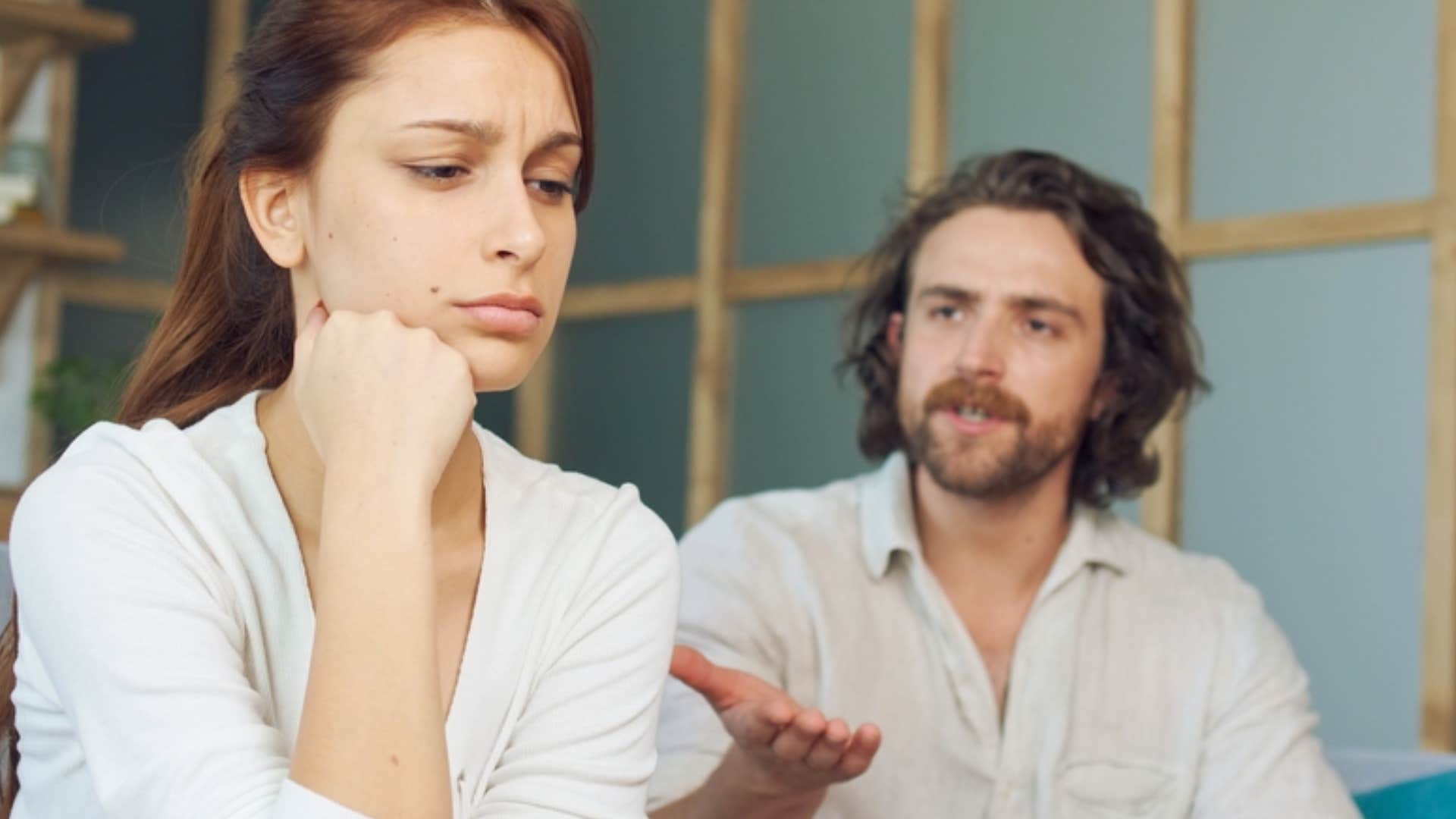 things no self-respecting woman will put up with in a relationship minimizing her accomplishments