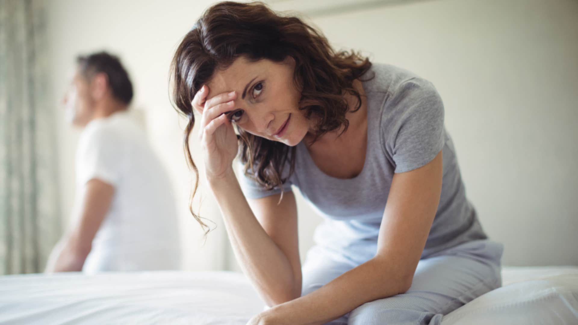 things no self-respecting woman will put up with in a relationship being kept small