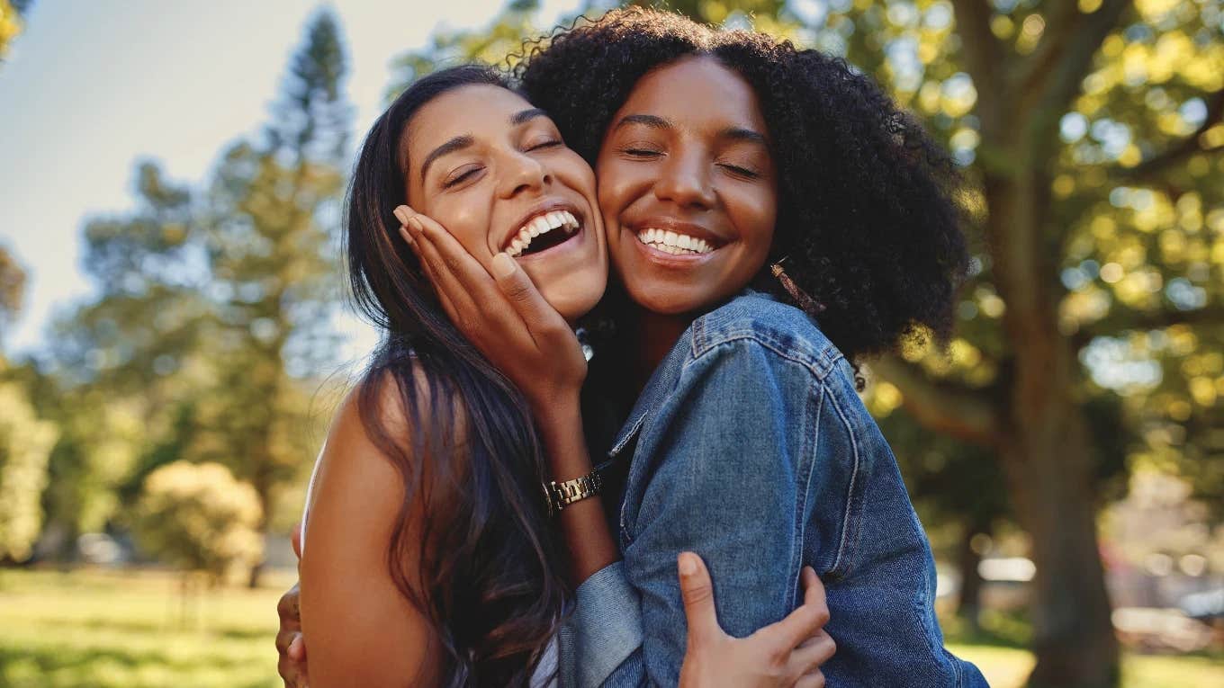 You Only Need This Many Friends For A Healthy Social Life friends with healthy social life