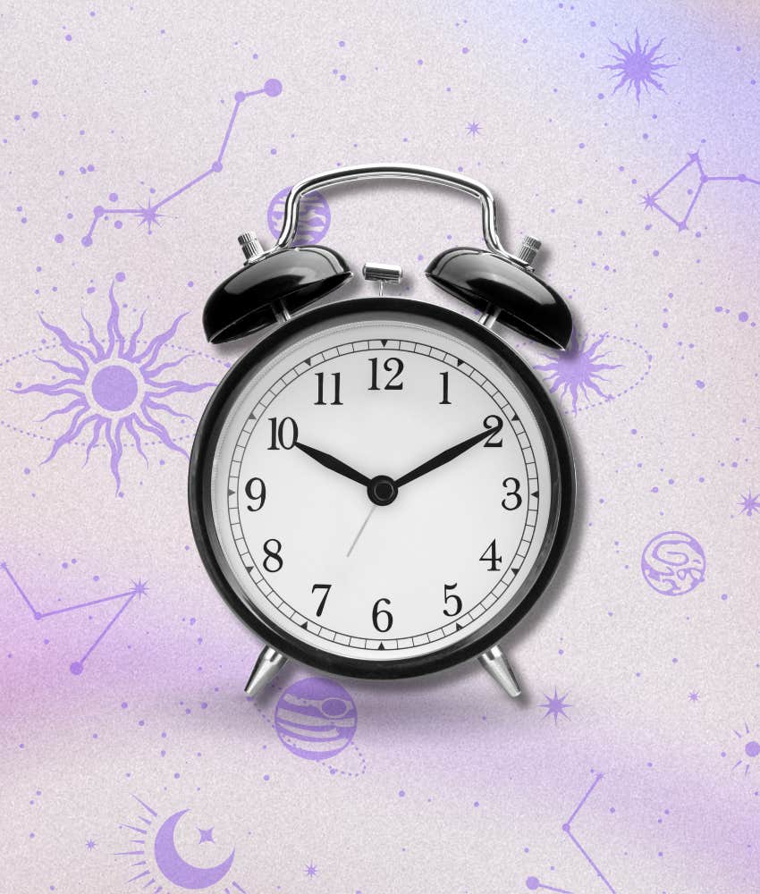 waking up same time sign guardian angels contacting you 