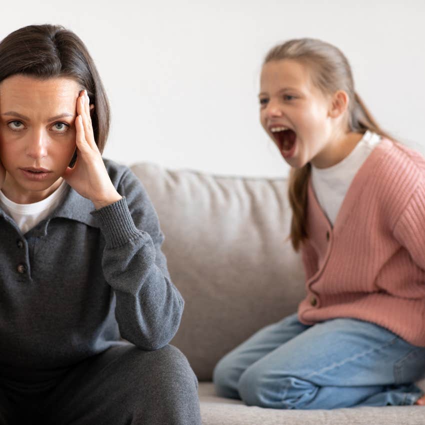 screaming child with emotionally absent mother
