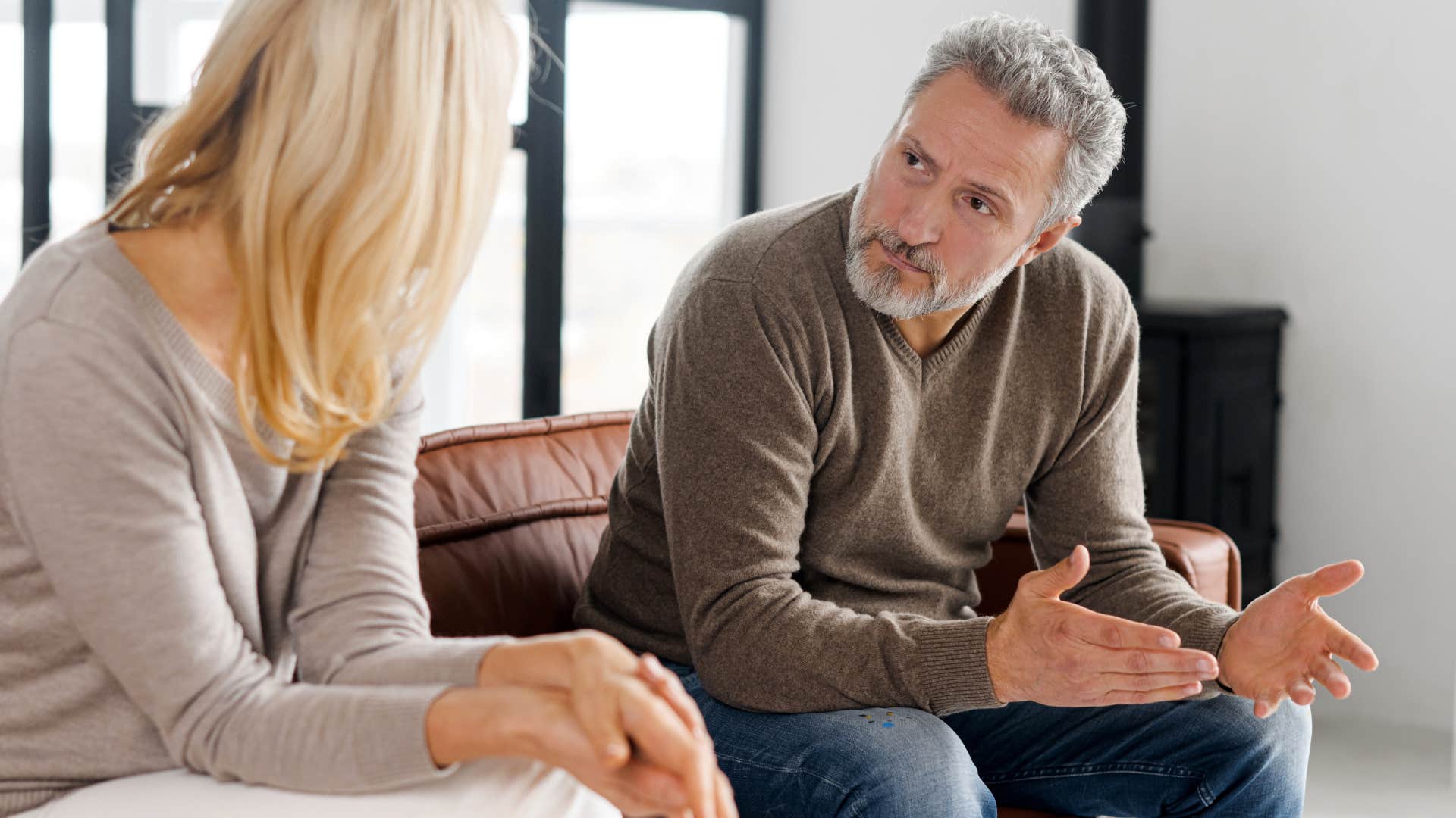 narcissistic woman who changes her expectations often arguing with husband