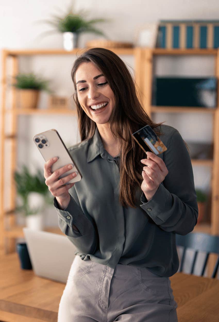 woman who overspends without thinking