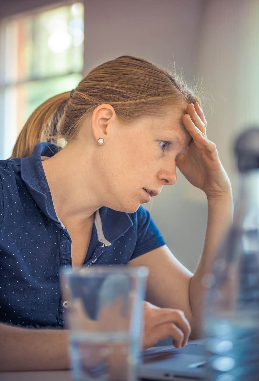 woman who feels pressure to change her voice at work