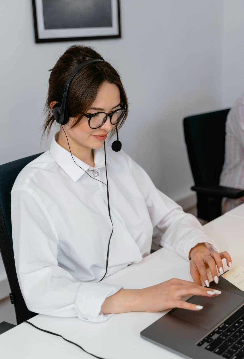 woman who feels pressure to change her voice at work