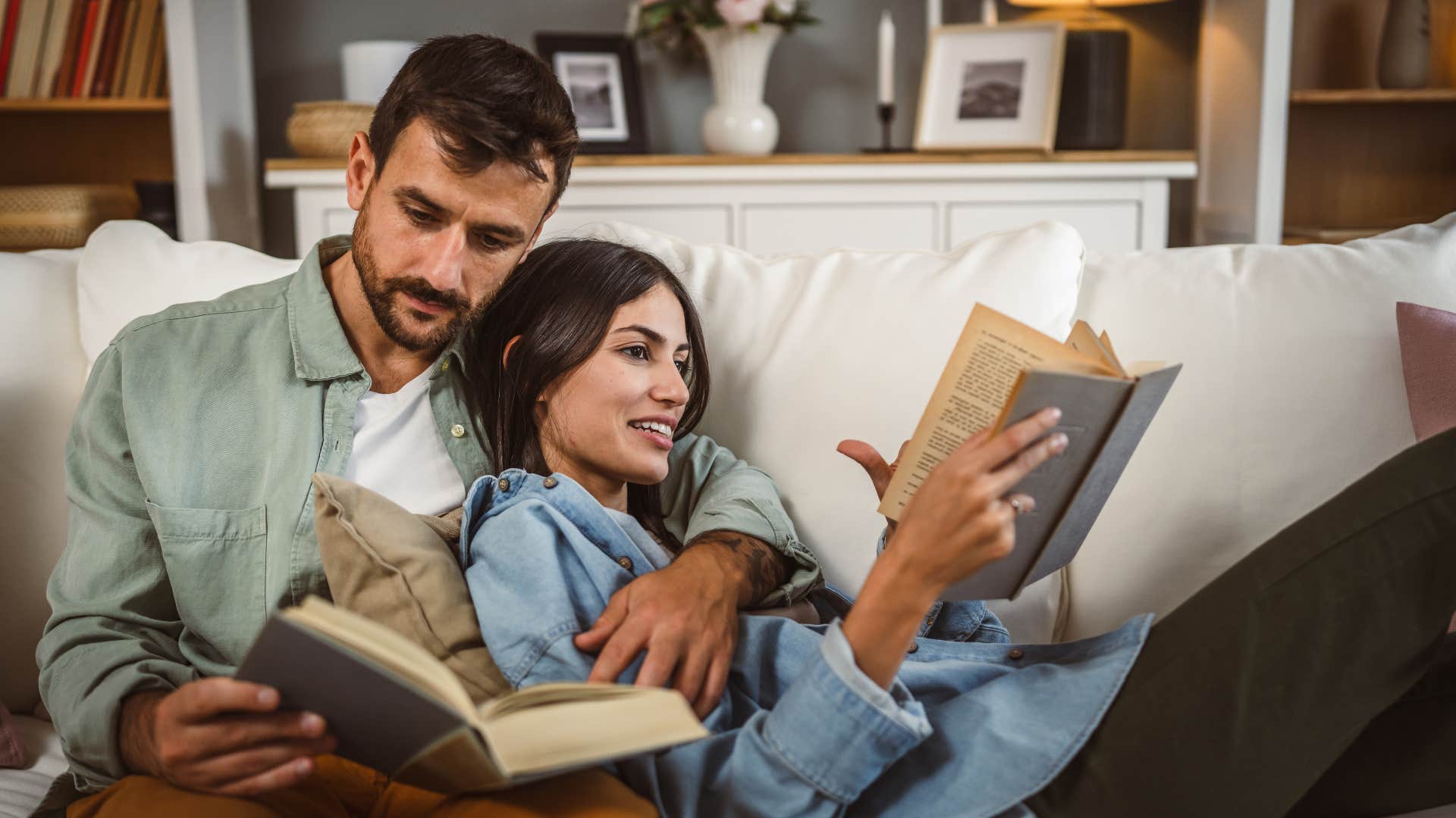 woman and her partner who see eye-to-eye on lifestyle in unshakable relationship intelligence