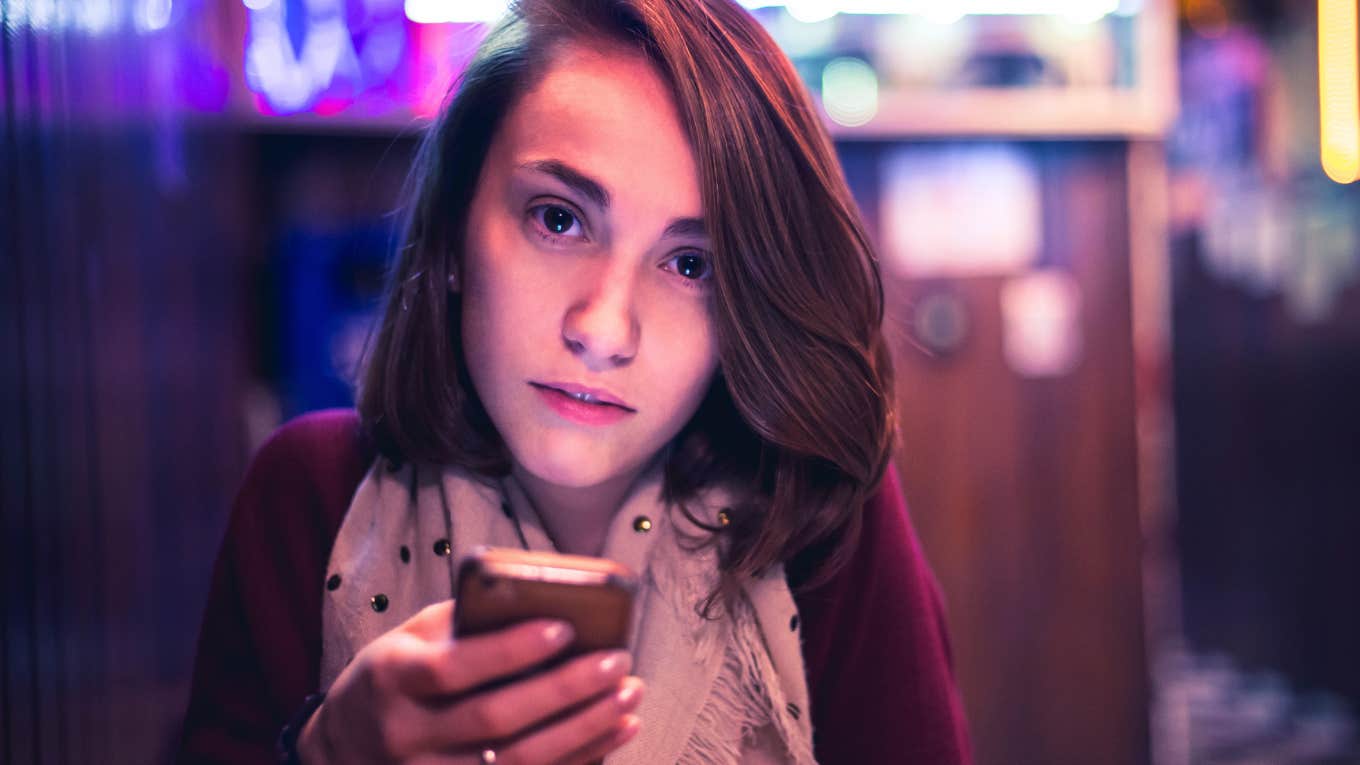 Annoying Texts That Immediately Turn People Off When You Send Them